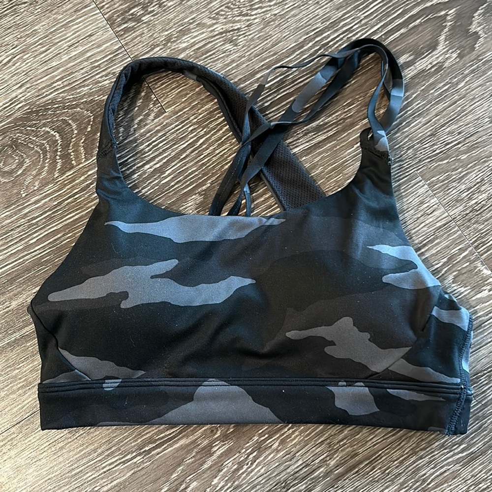 Athleta sports bra - size small